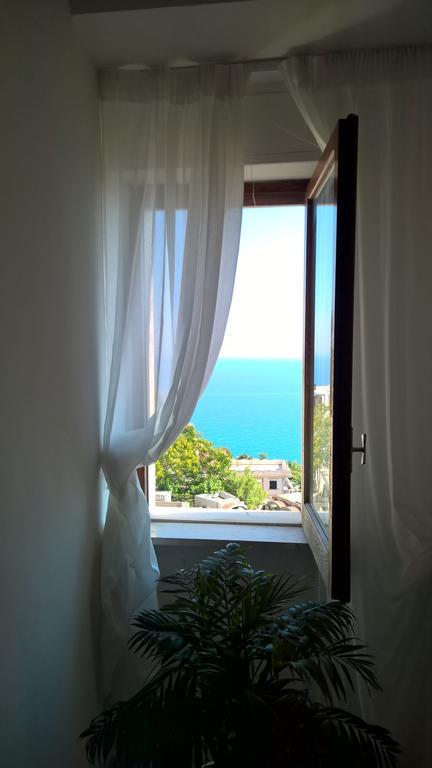 B&B Celestina بيسْكيتْشّي الغرفة الصورة